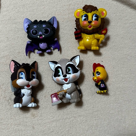 Villainous Valentines funko pop lot with a cute lil bat buddy - Picture 1 of 12